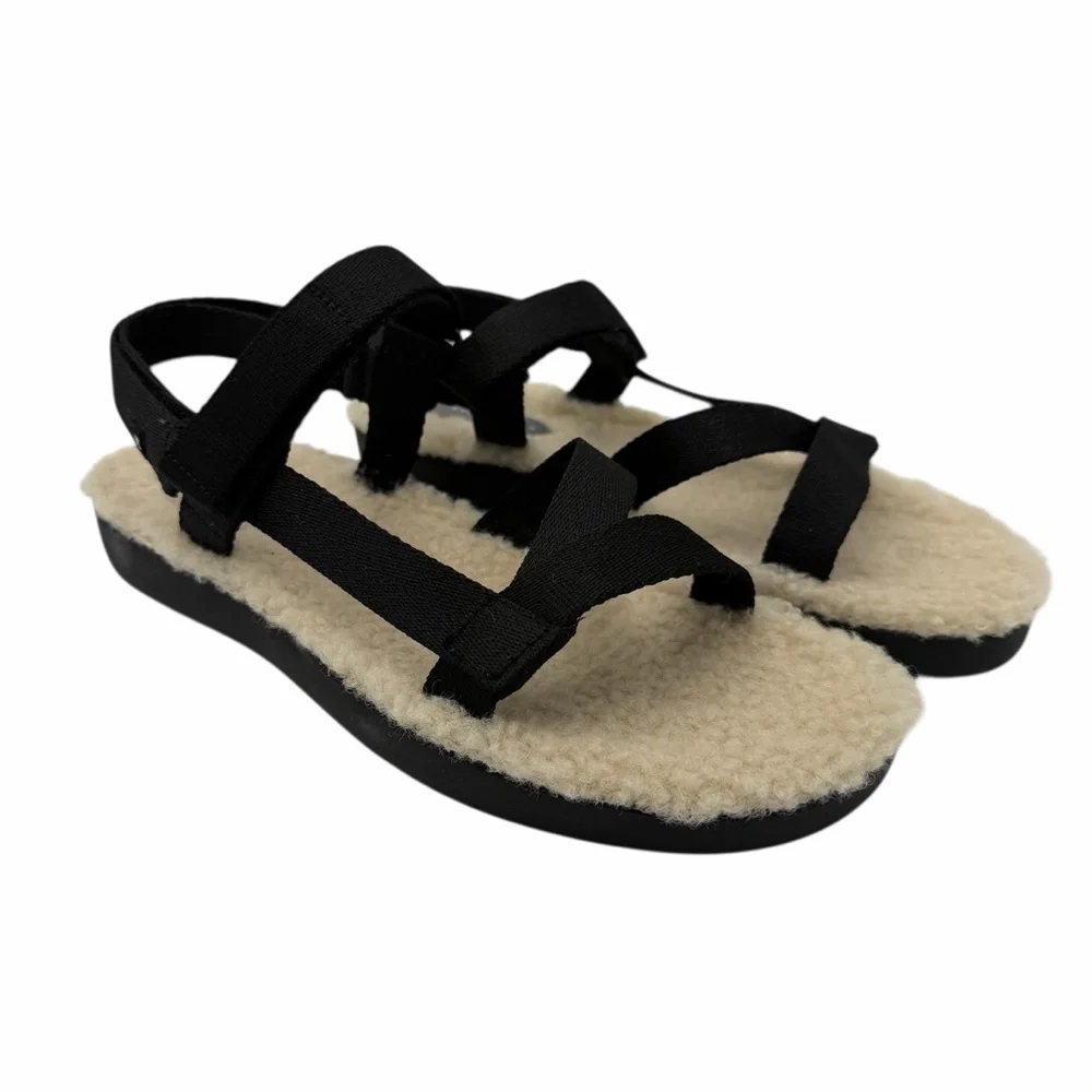 NEW Everlane Black ReNew Teddy Faux Fur Sport Sandal in Size 9
